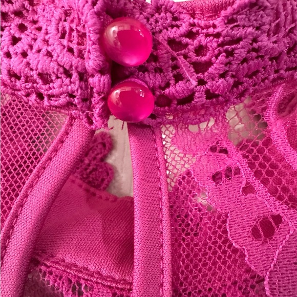 NY Collection Vibrant Pink Lace Sleeveless Blouse Size Large EUC - Picture 5 of 7